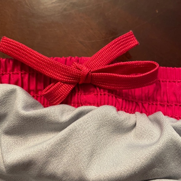 DRIEQUIP Ladies Moisture-Wicking Track & Field Running Shorts. Size S. - Picture 4 of 5